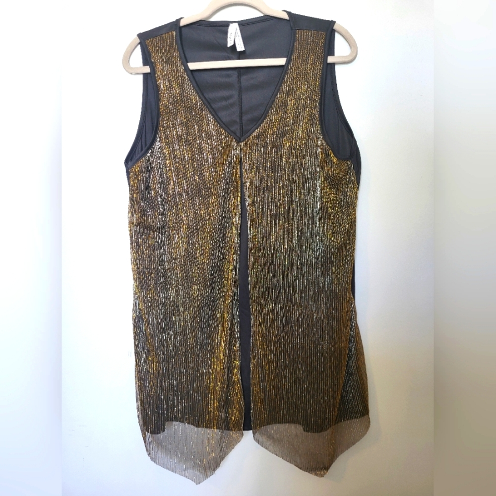 4 for $30 🌈 2 Dye 4 sparkley sleeveless fooler top size 2X